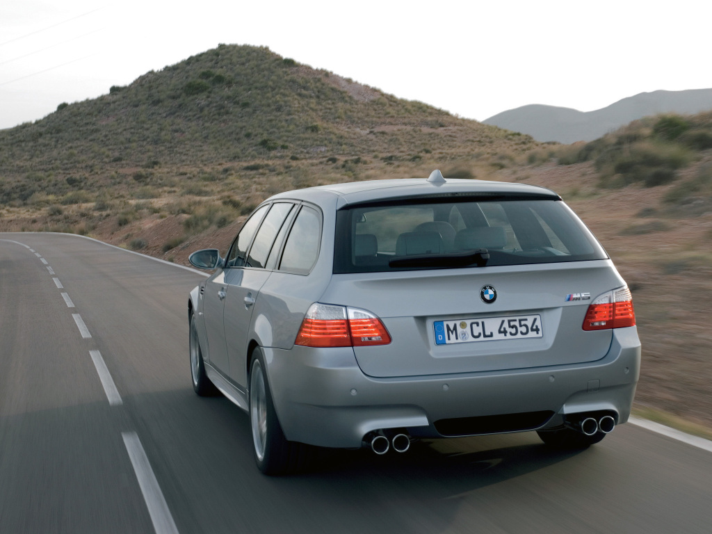 BMW  М серия М5 Е60, Е61 (2004-2010)